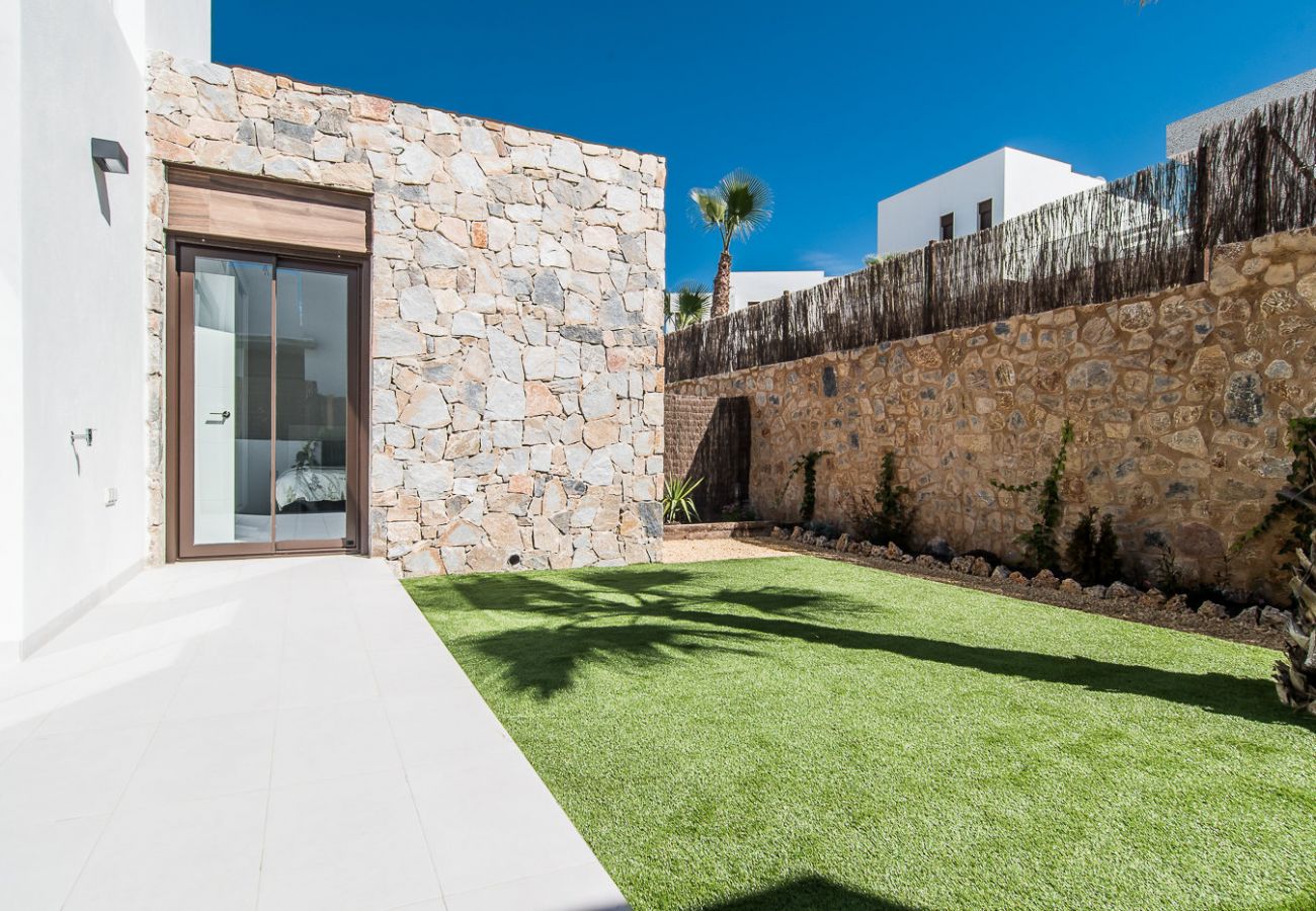 Villa in Algorfa - RENTED! Villa La Finca Golf | Long Term Rental in