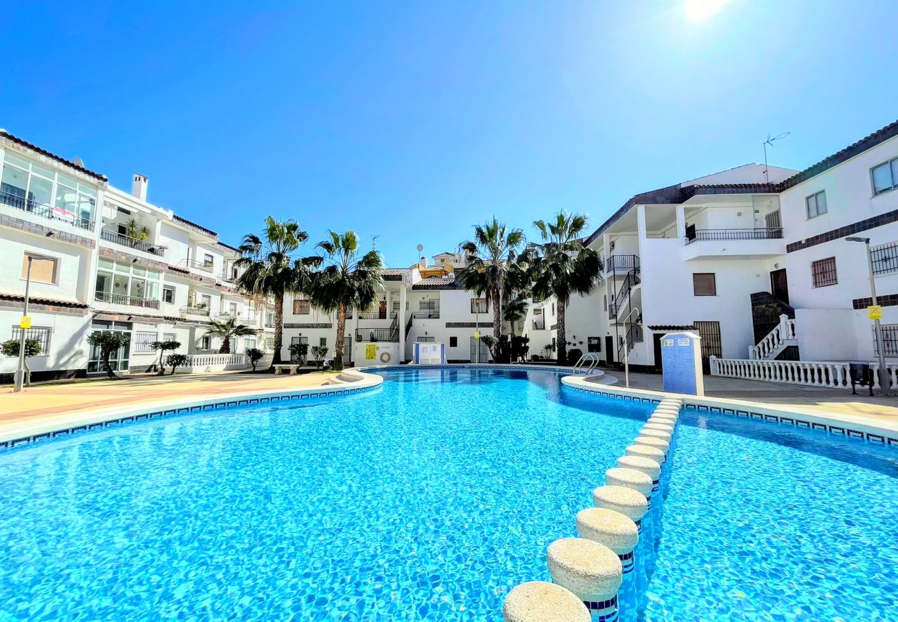 Ferienwohnung in Torrevieja - Caballito de Mar Punta Prima by Villas&You