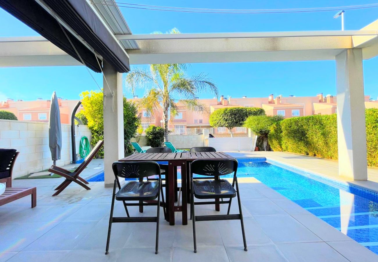 Villa in Gran Alacant - Villa Bambu Gran Alacant by Villas&You