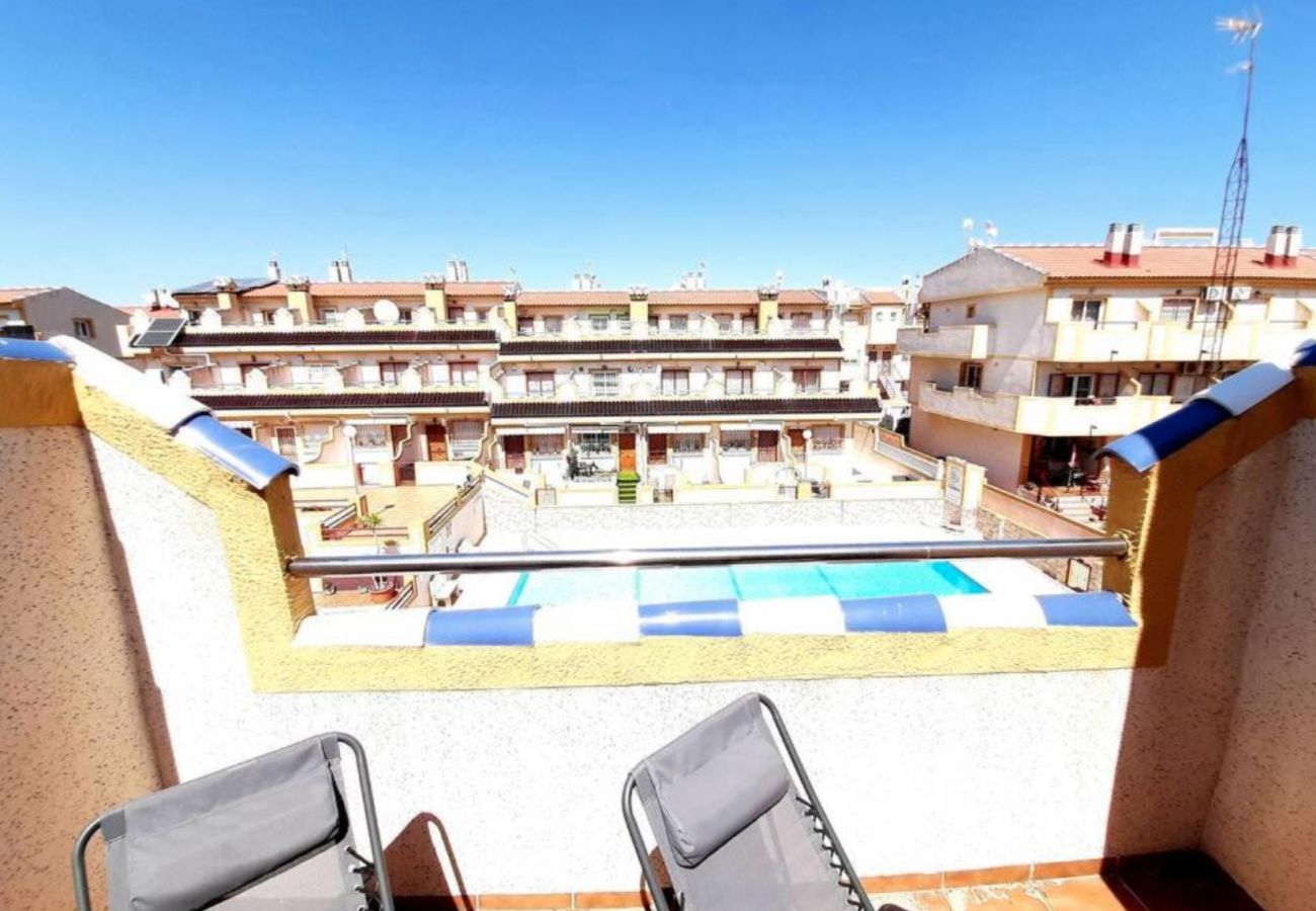 Huis in Orihuela Costa - Amapolas Orihuela Costa by Villas&You