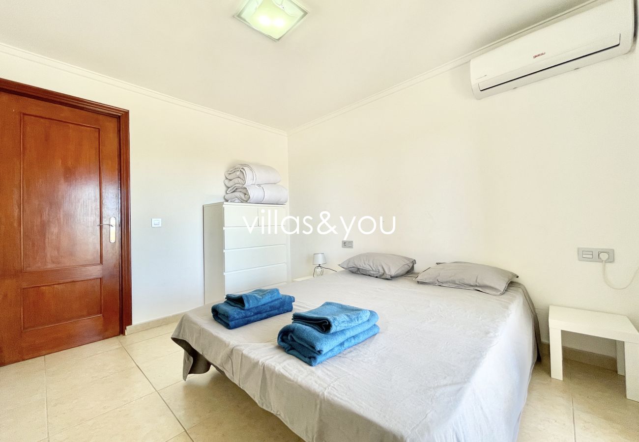 Villa in San Fulgencio - Villa La Marina by Villas&You