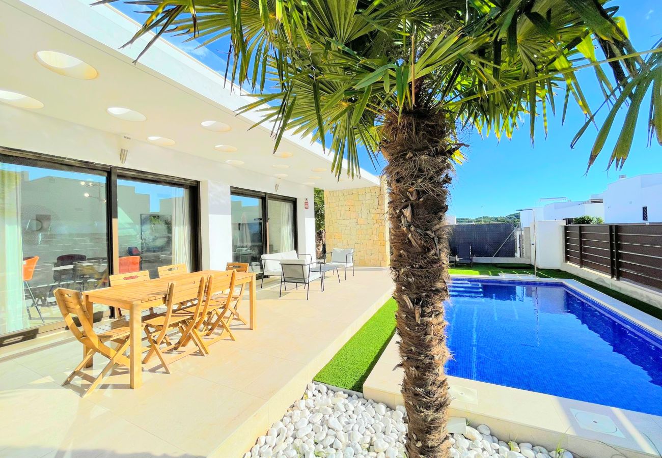 Villa in Orihuela Costa - Villa Vistabella Golf | Long Term Winter Rental