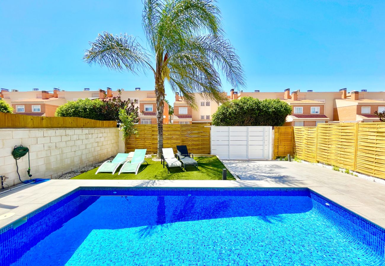 Villa in Gran Alacant - Villa Manuela | Long Term Winter Rental Gran Alaca