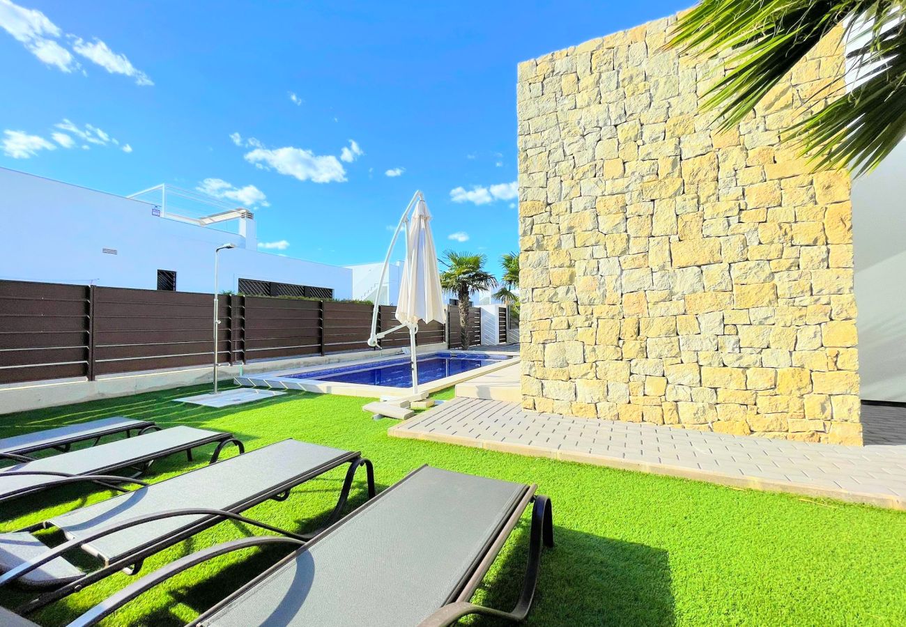 Villa en Orihuela Costa - Villa Vistabella Golf | Long Term Winter Rental