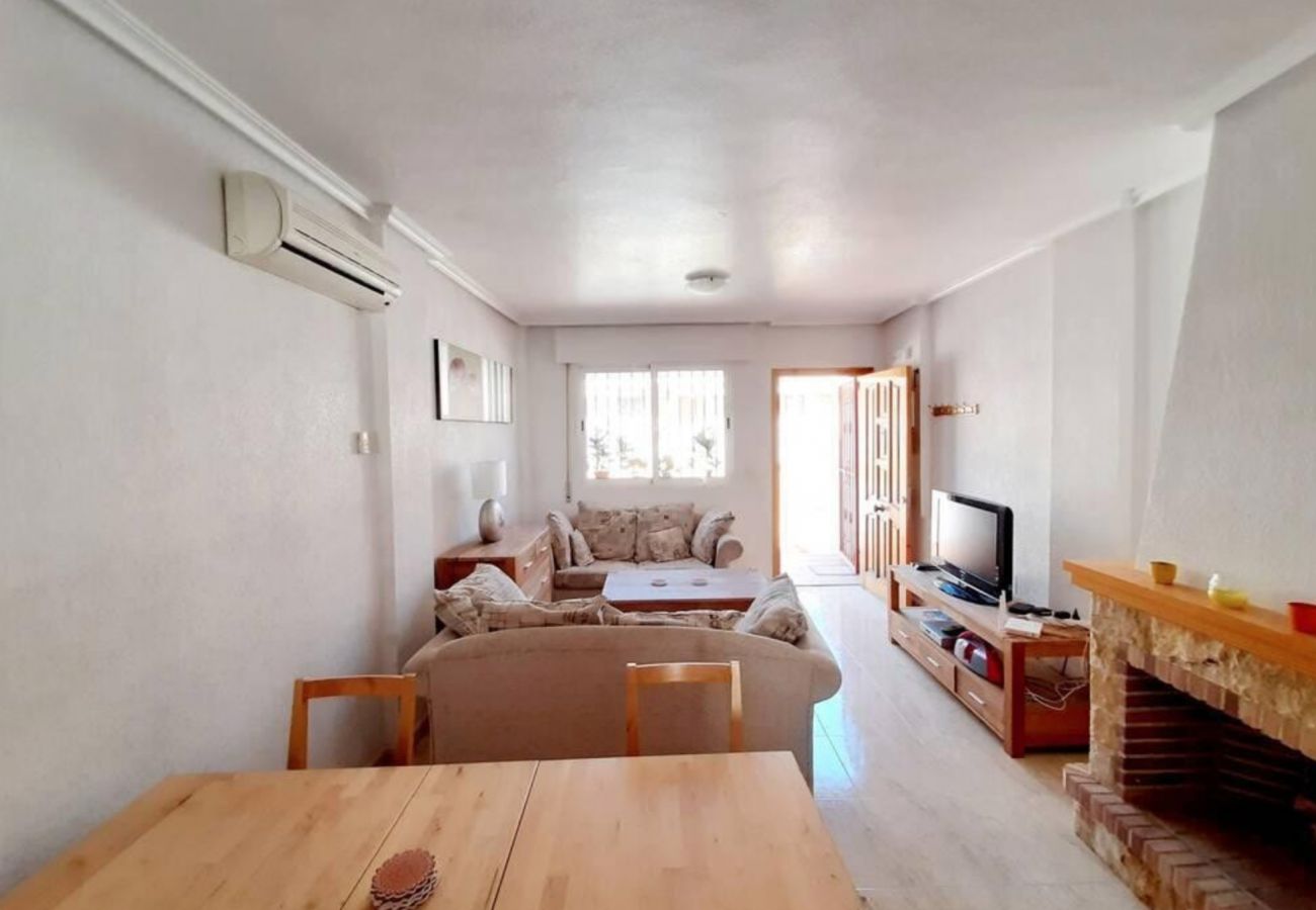 Townhouse in Orihuela Costa - Amapolas | Seasonal Rental in La Florida