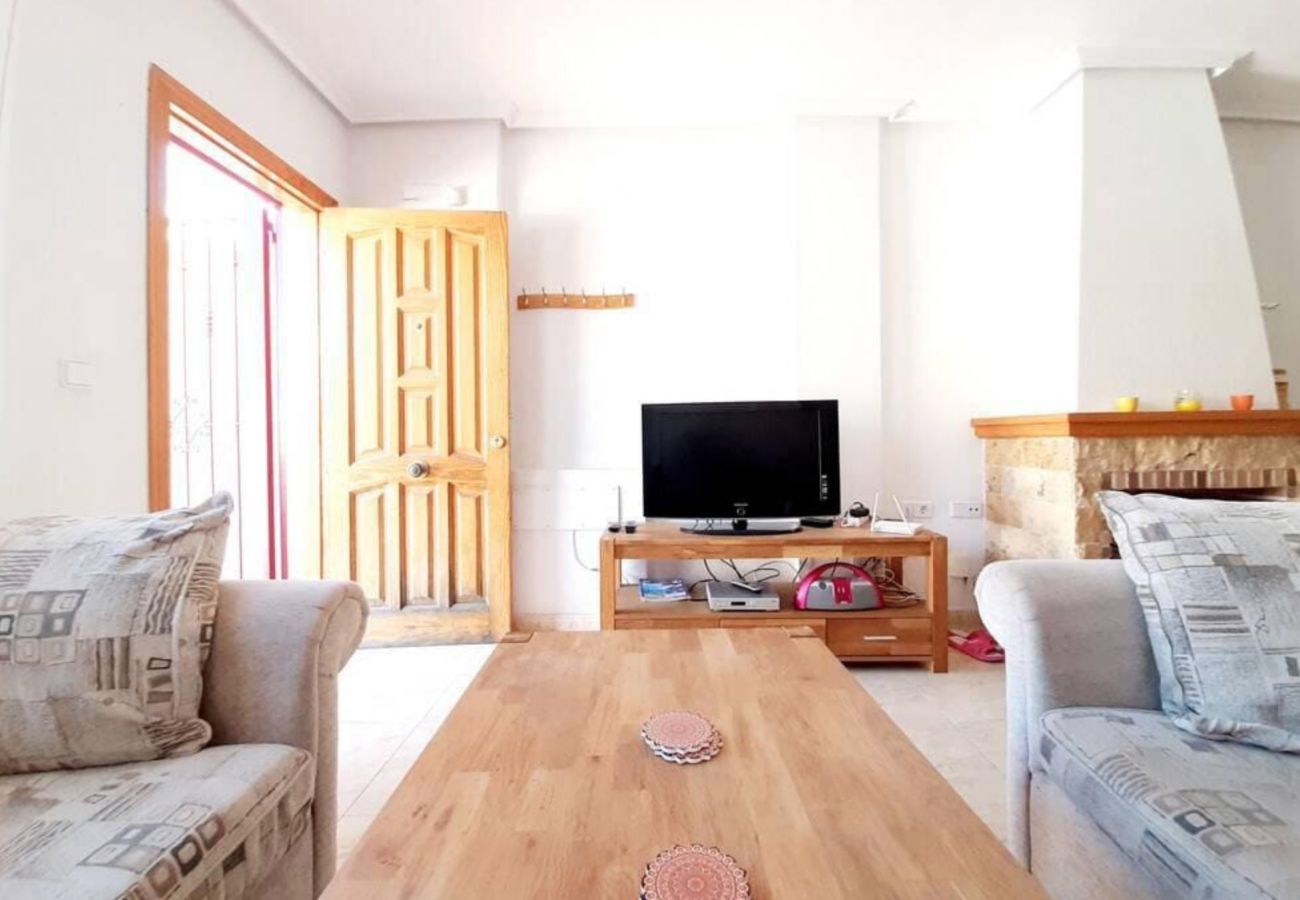 Townhouse in Orihuela Costa - Amapolas | Seasonal Rental in La Florida