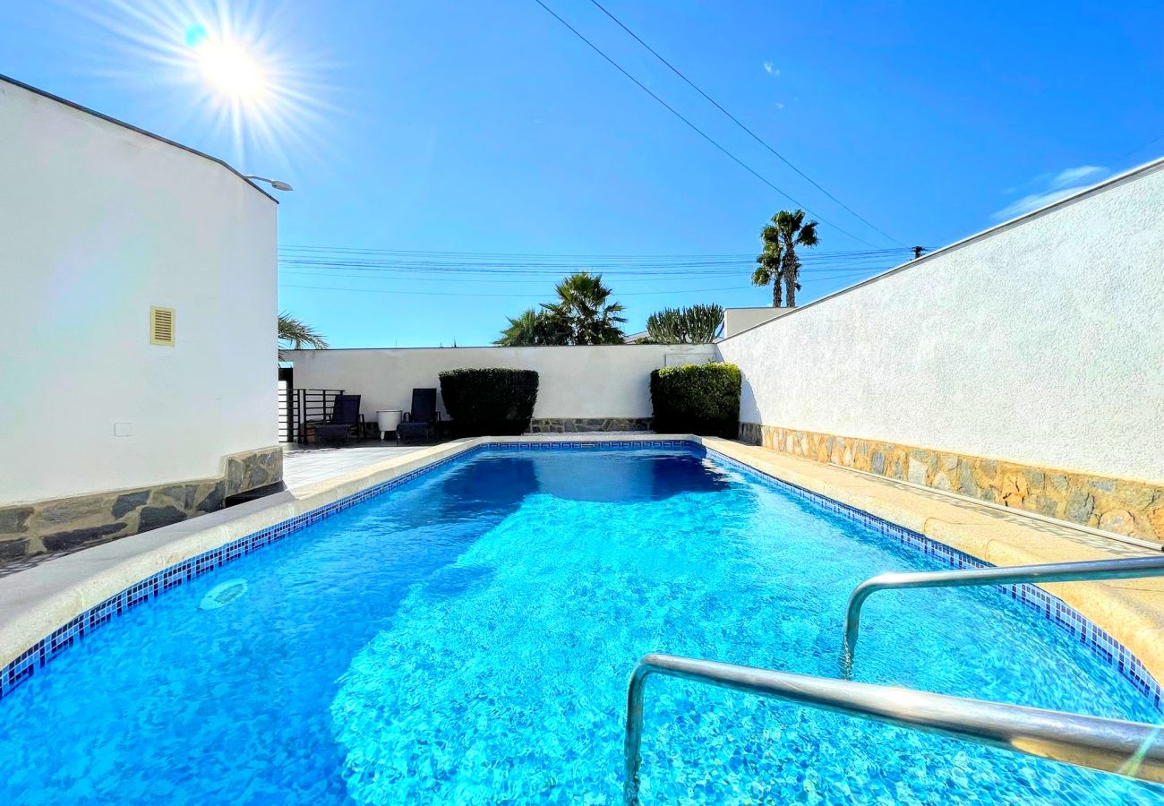 Villa i Ciudad Quesada - Villa Limon | Long Term Winter Rental in Quesada